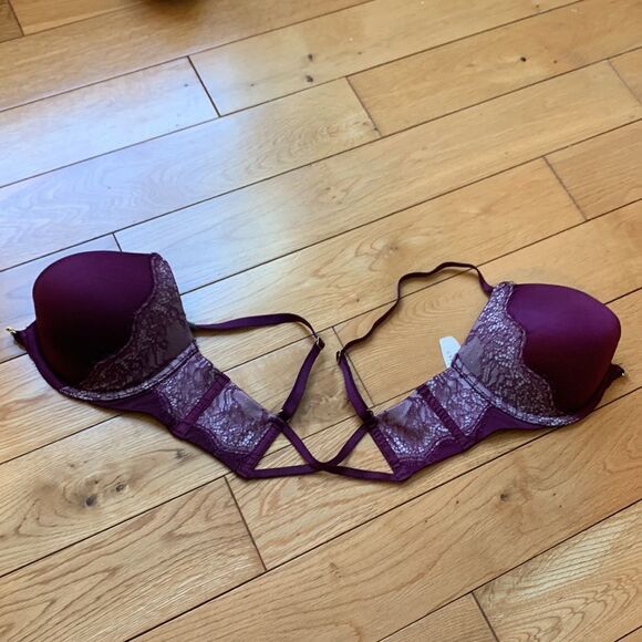2015 NWT Victoria’s secret Very Sexy Plunge 34 C maroon lace, crisscross back - Picture 4 of 12